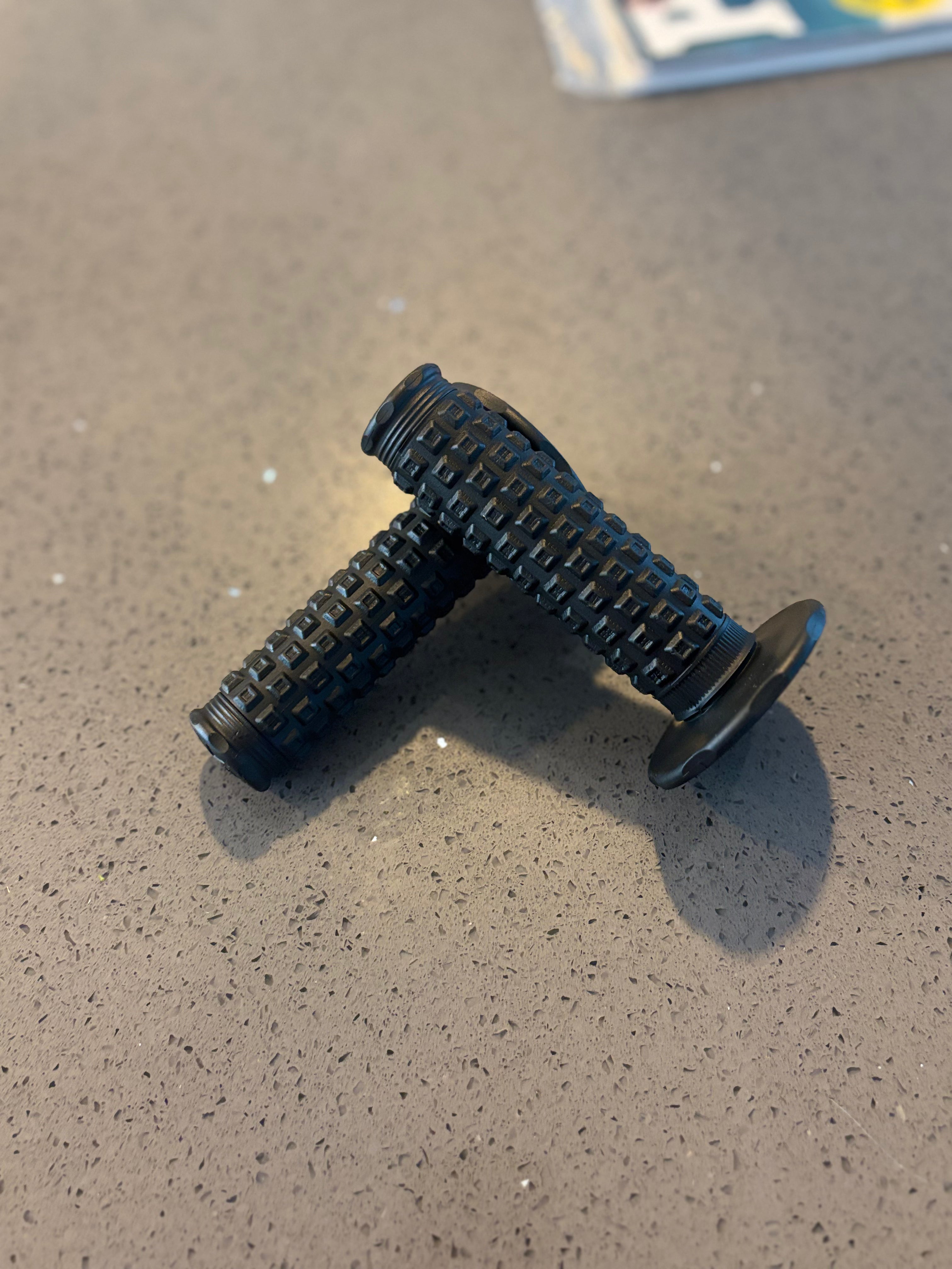 Pillow grips for emoto/ebike