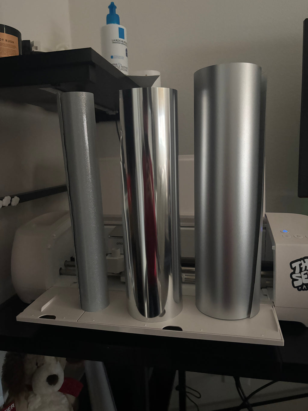 Unmanageable stickers